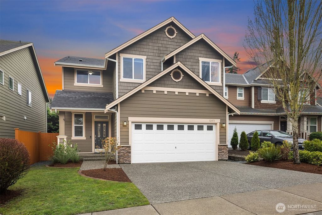 Photo of 12871 NE 198th Place, Woodinville, WA 98072 (MLS # 2525128)