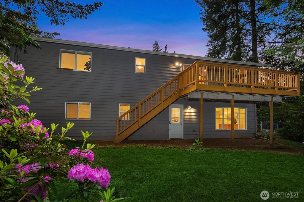 Photo of 14516 119th Avenue NE, Kirkland, WA 98034 (MLS # 2526381)