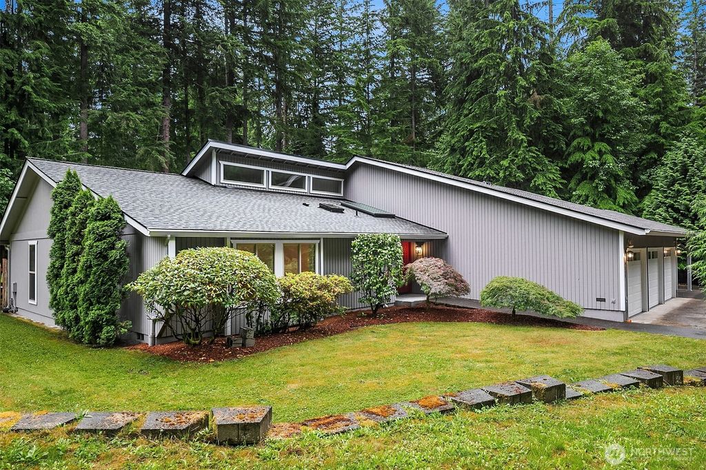 Photo of 4218 229th Avenue NE, Redmond, WA 98053 (MLS # 2398829)