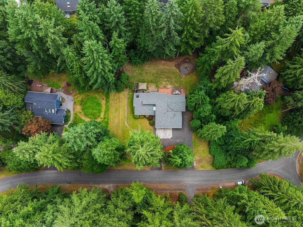 Photo of 4218 229th Avenue NE, Redmond, WA 98053 (MLS # 2398829)