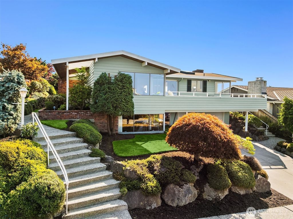Photo of 2119 NW 93rd Street, Seattle, WA 98117 (MLS # 2437057)