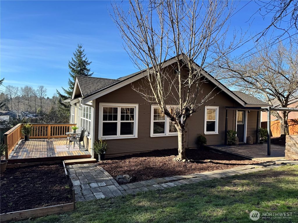 Photo of 10521 Lake View Drive, Lake Stevens, WA 98258 (MLS # 2479268)