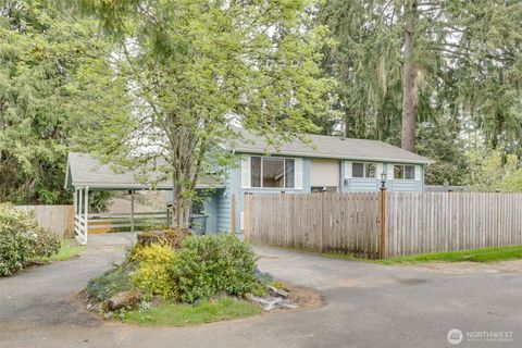 Photo of 16610 SE 24th Street, Bellevue, WA 98008 (MLS # 2507224)