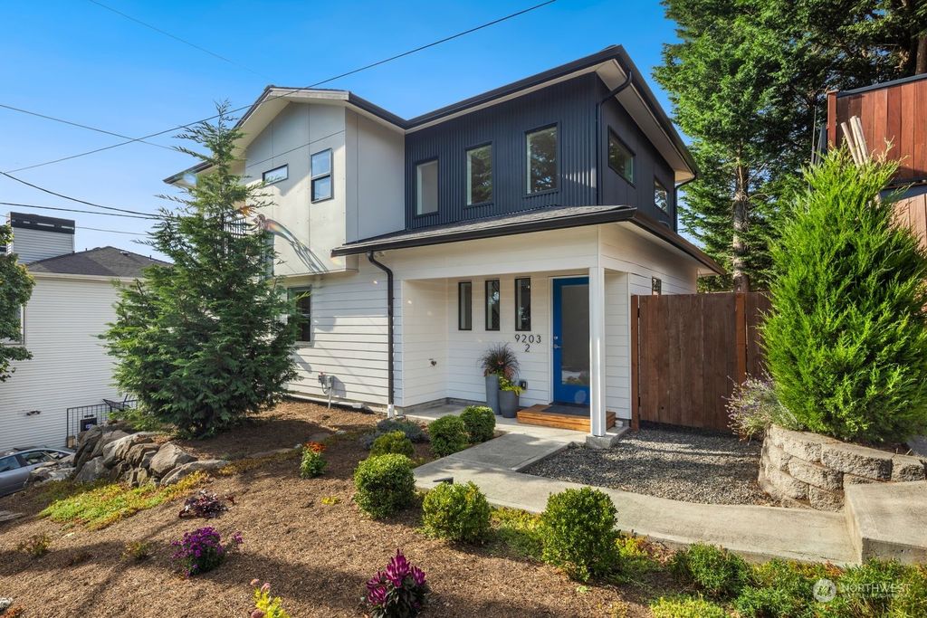 Photo of 9203 Phinney Avenue N #2, Seattle, WA 98103 (MLS # 2278924)