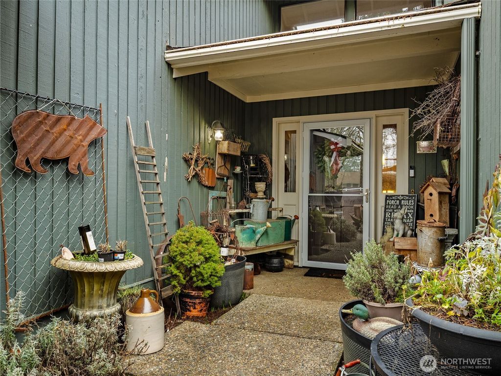 Photo of 142 Brockway Road, Chehalis, WA 98532 (MLS # 2468491)