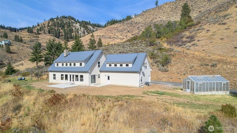 Photo of 9375 N Fork Road, Cashmere, WA 98815 (MLS # 2588700)