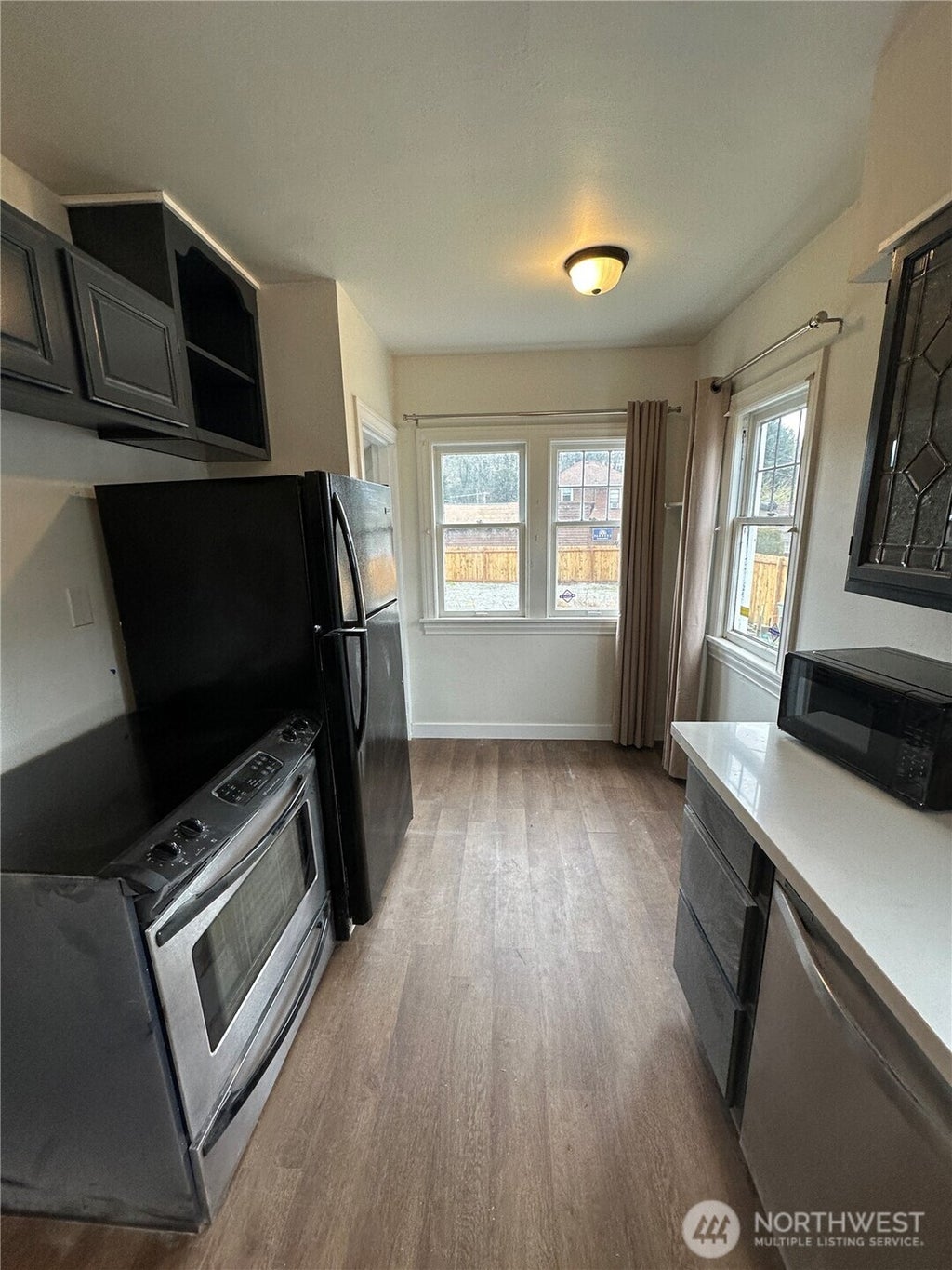Photo of 414 2nd Avenue S, Kent, WA 98032 (MLS # 2593252)