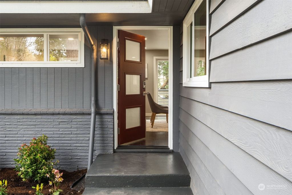 Photo of 628 163rd Avenue SE, Bellevue, WA 98008 (MLS # 2138553)