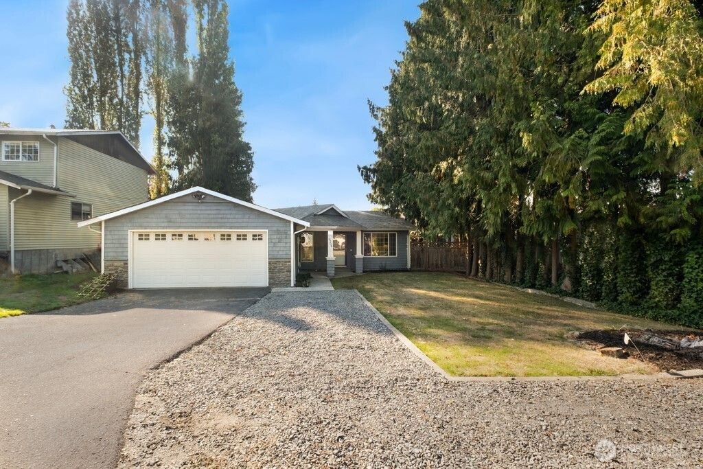 Photo of 6208 99th Place NE, Marysville, WA 98270 (MLS # 2434691)