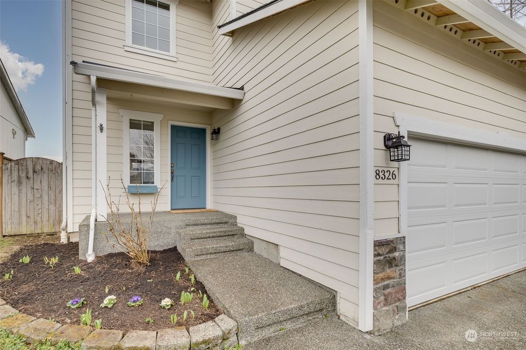 Photo of 8326 6th Place SE, Lake Stevens, WA 98258 (MLS # 2196928)