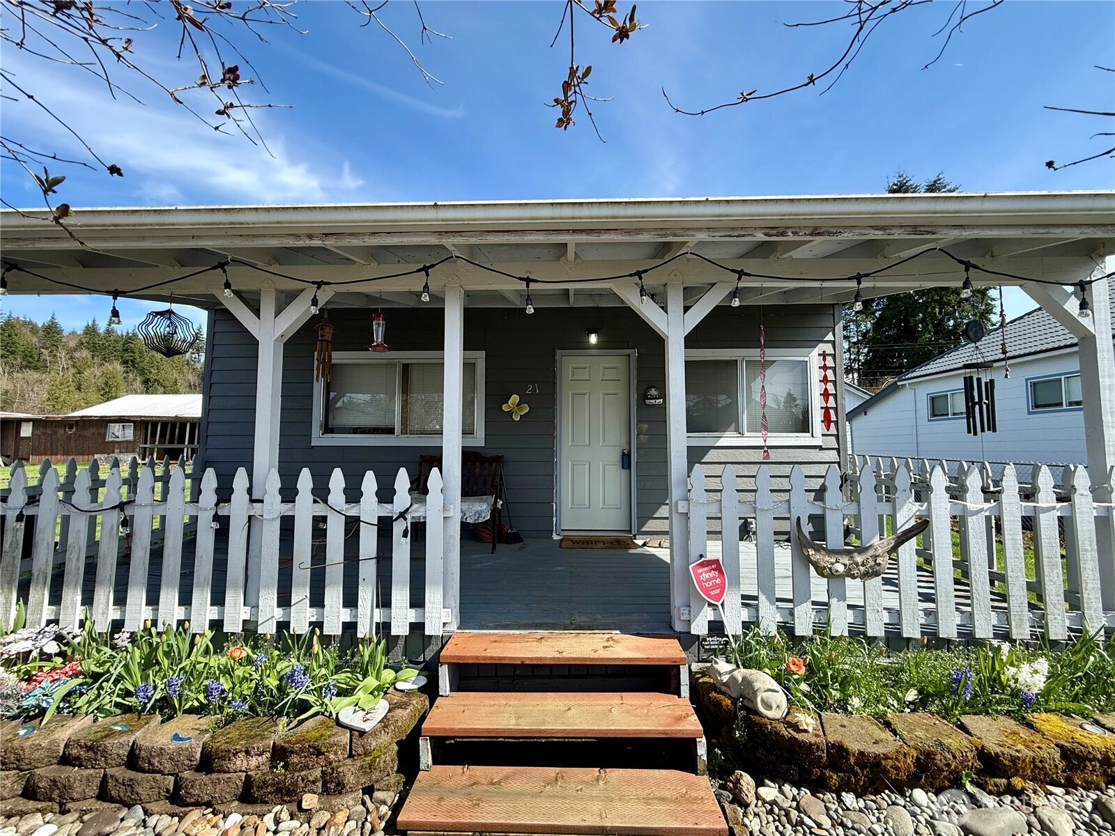21 Cummings Avenue