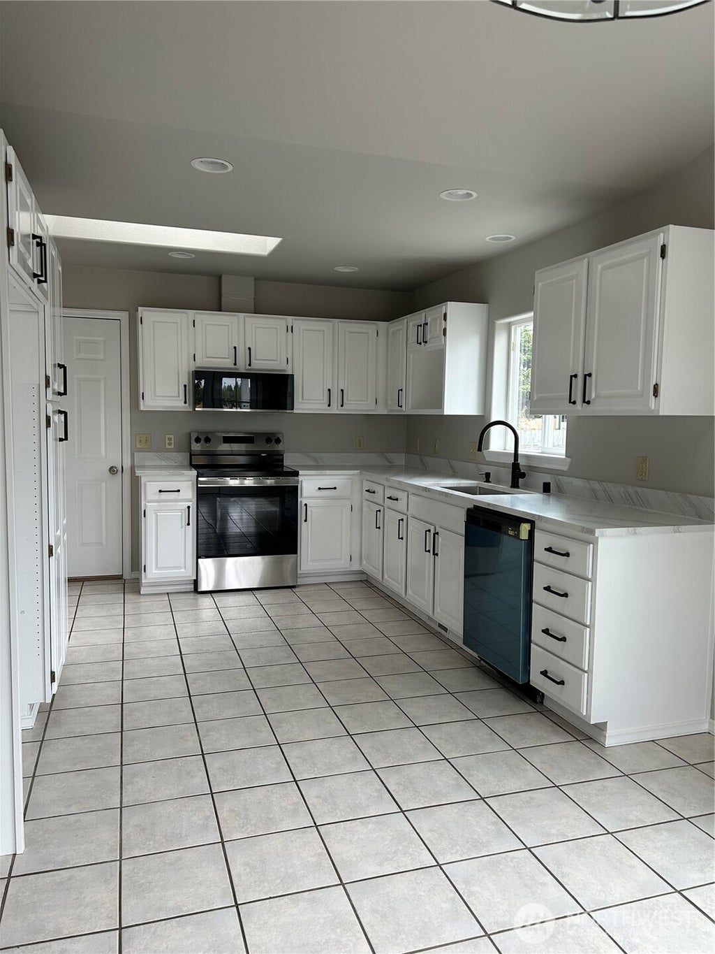 Photo of 711 N Spencer Farm Place, Sequim, WA 98382 (MLS # 2556776)