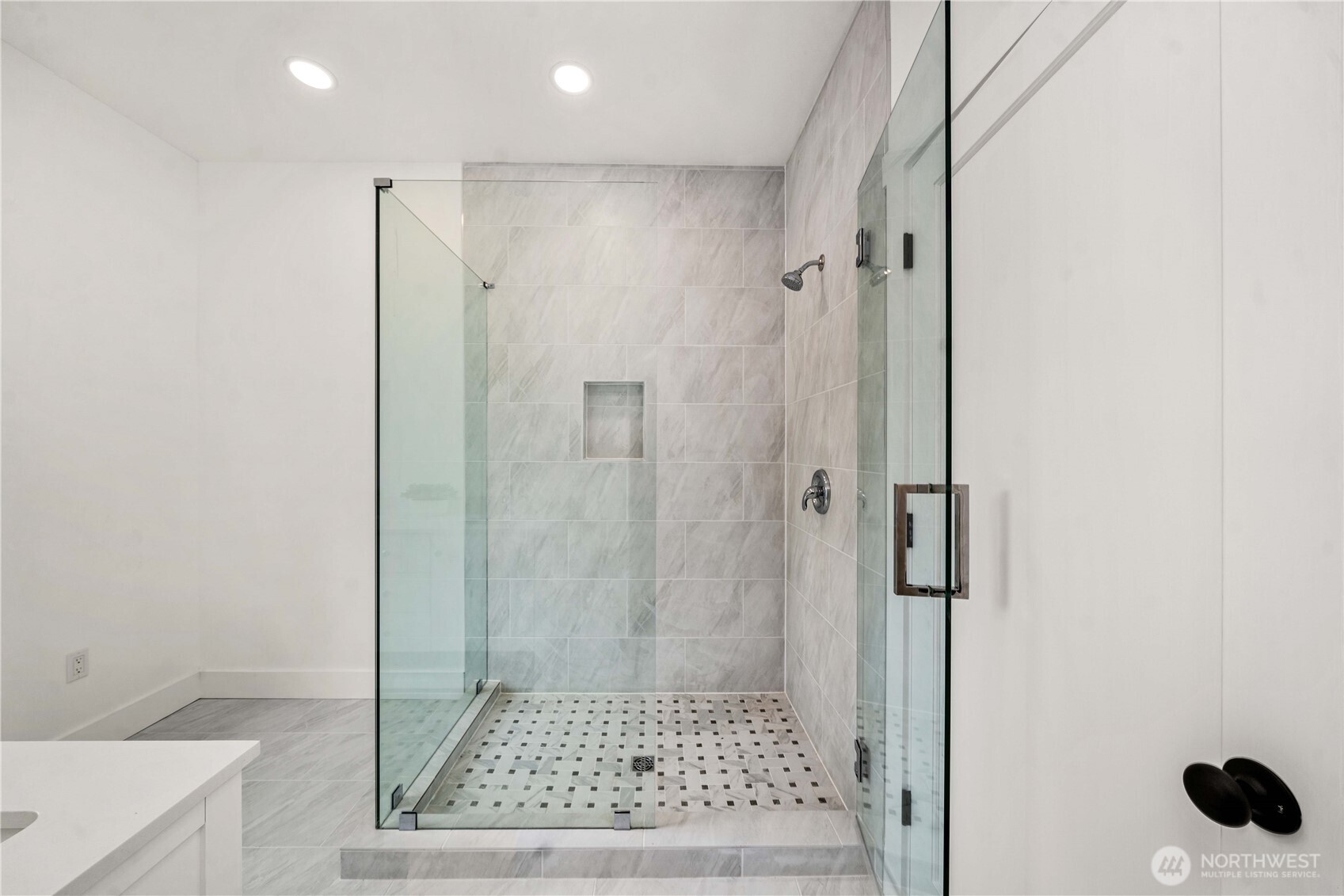 Redmond, Washington 98053, United States, ,Commercial,Active,89312