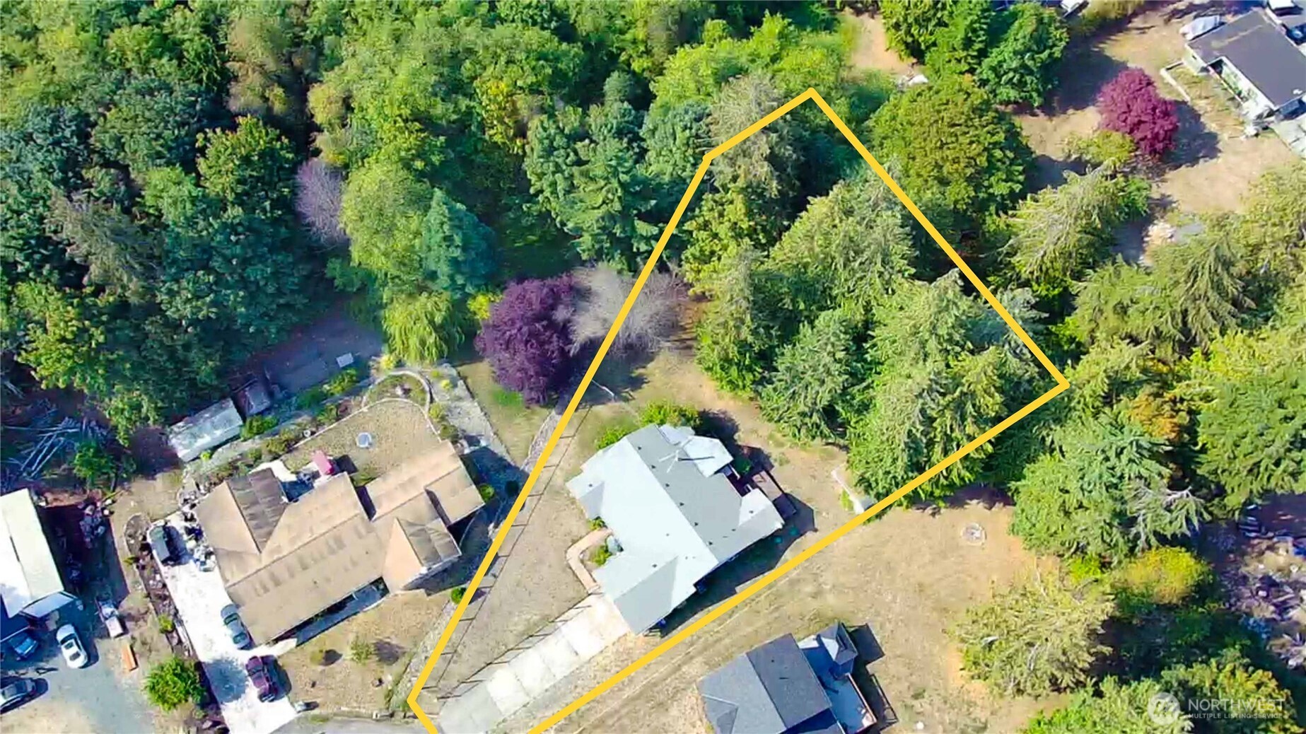 2909 E Defrang Street