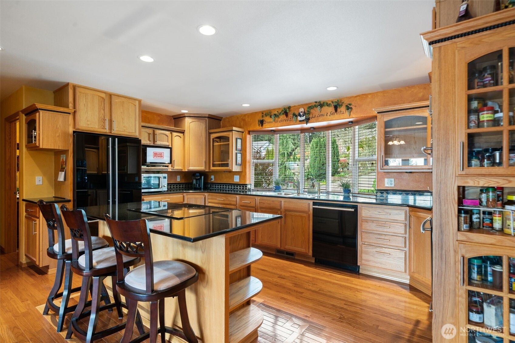 341 E Rainier Court