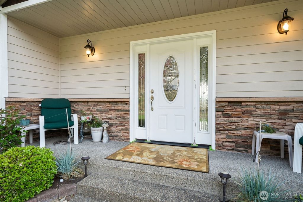 Photo of 341 E Rainier Court, Allyn, WA 98524 (MLS # 2506320)