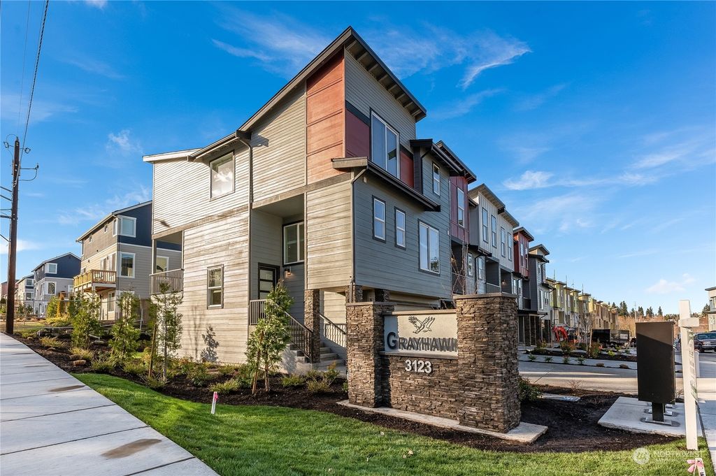 Photo of 3123 148th Street SW #D5, Lynnwood, WA 98087 (MLS # 2045721)