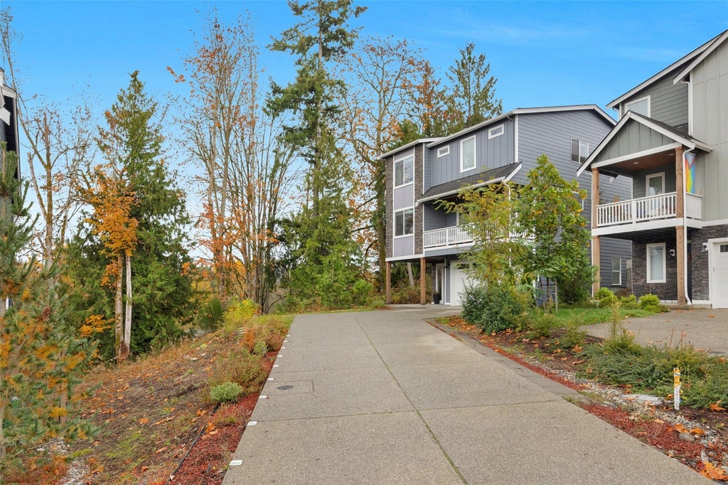 Photo of 6831 88th Drive NE, Marysville, WA 98270 (MLS # 2598496)