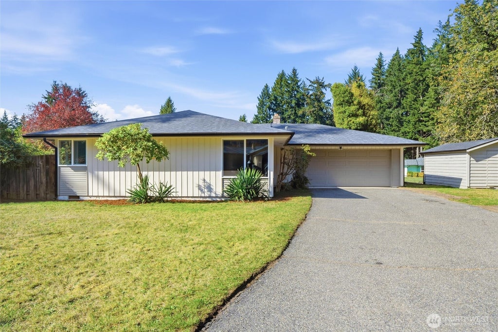 Photo of 1974 Cypress Court SE, Port Orchard, WA 98366 (MLS # 2592533)