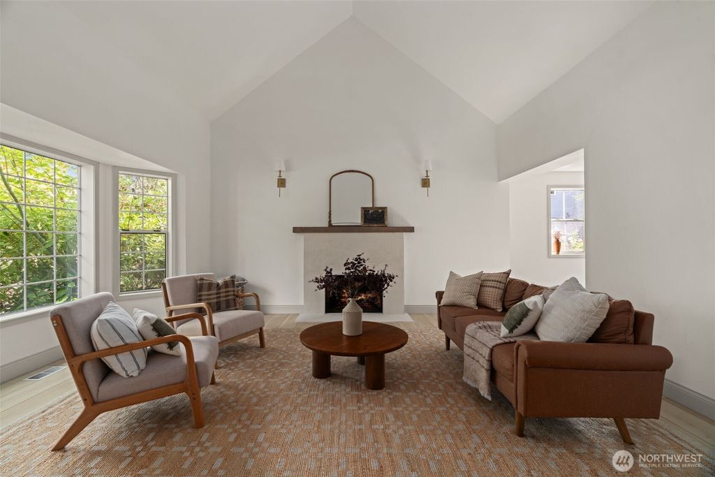 Photo of 15919 NE 165th Street, Woodinville, WA 98072 (MLS # 2431786)