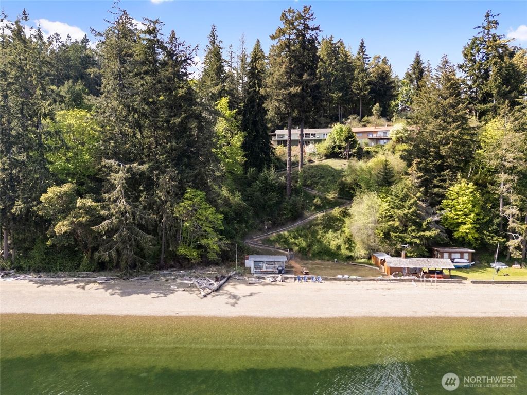 Photo of 14118 42nd Street Ct SW, Lakebay, WA 98349 (MLS # 2514072)