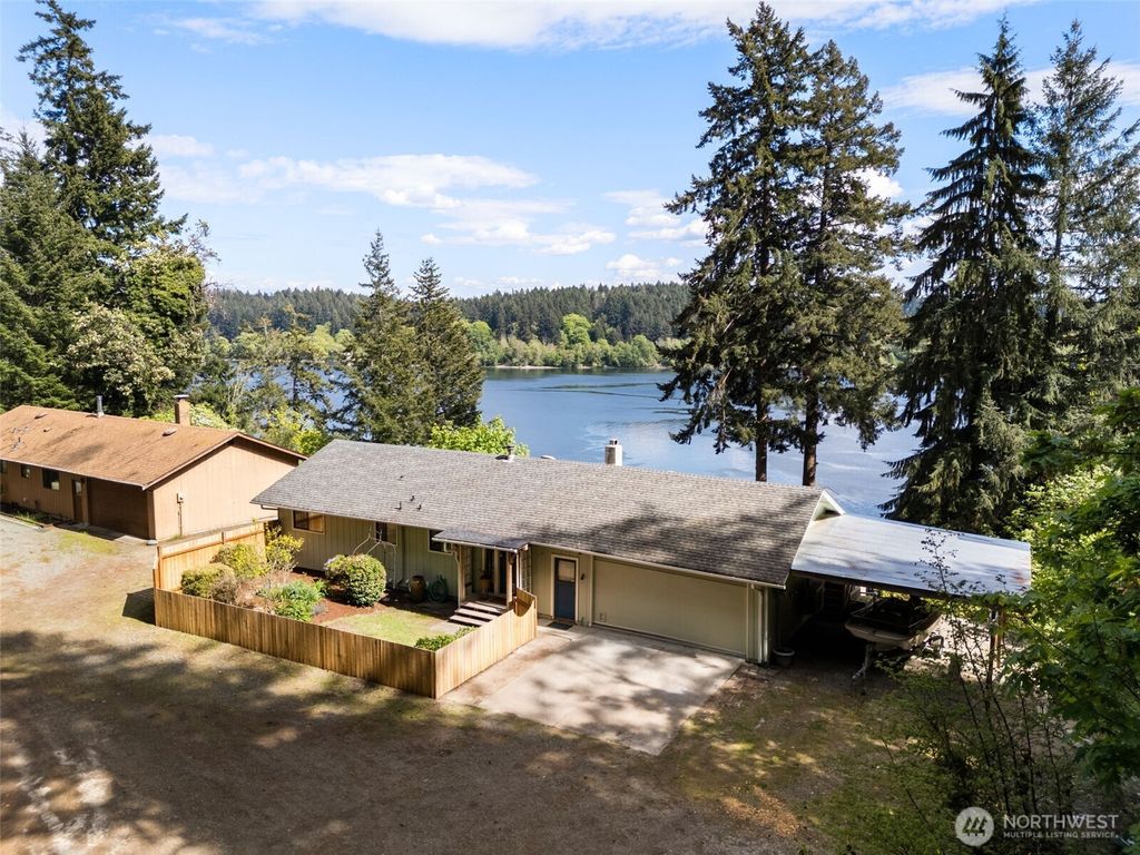 Photo of 14118 42nd Street Ct SW, Lakebay, WA 98349 (MLS # 2514072)