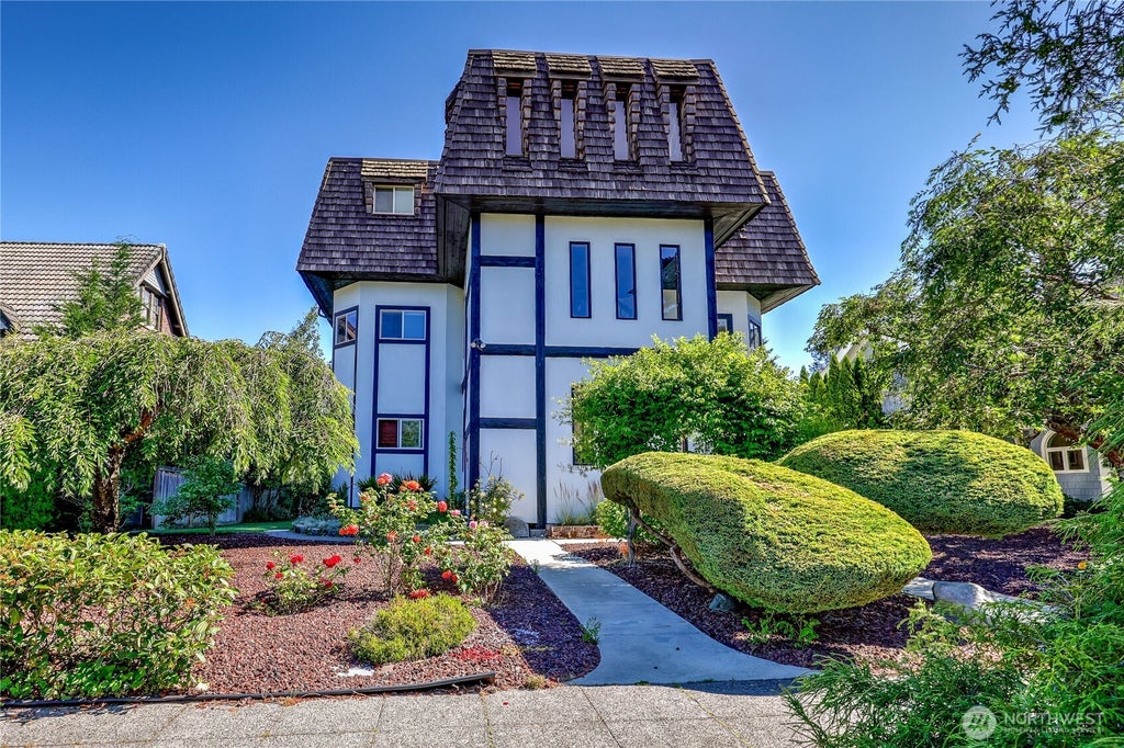 Photo of 809 N G Street #202, Tacoma, WA 98403 (MLS # 2540402)