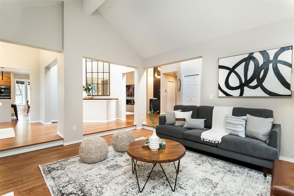 Photo of 10256 SE 7th Street, Bellevue, WA 98004 (MLS # 2046308)