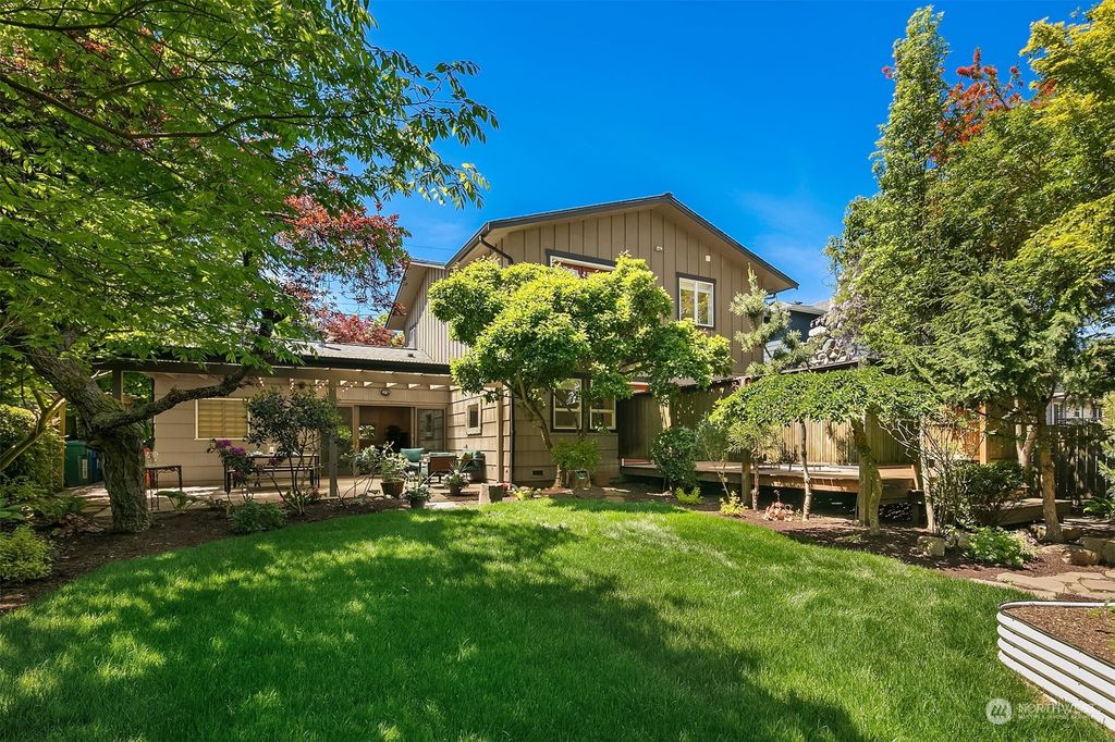 Photo of 9614 13th Avenue NW, Seattle, WA 98117 (MLS # 2238890)