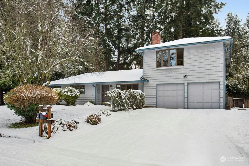 Photo of 1705 146th Avenue SE, Bellevue, WA 98007 (MLS # 2328557)