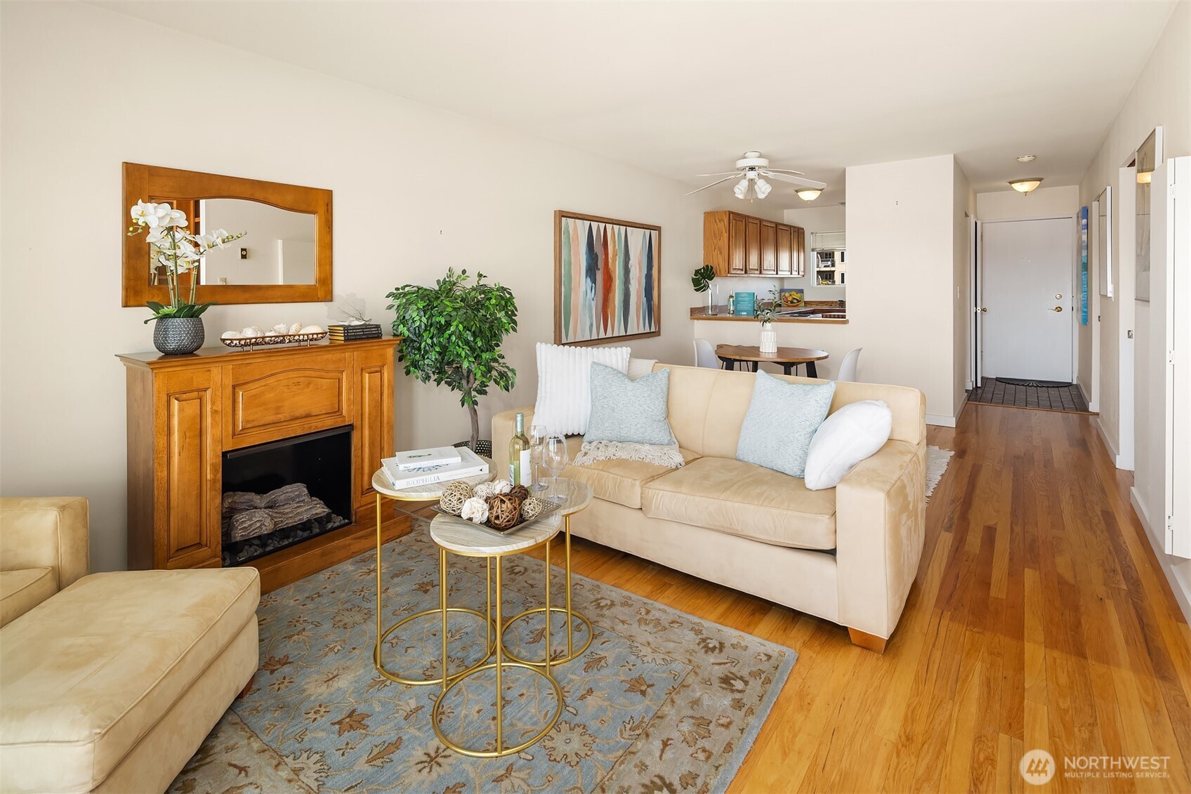 414 Lakeside Avenue S 13