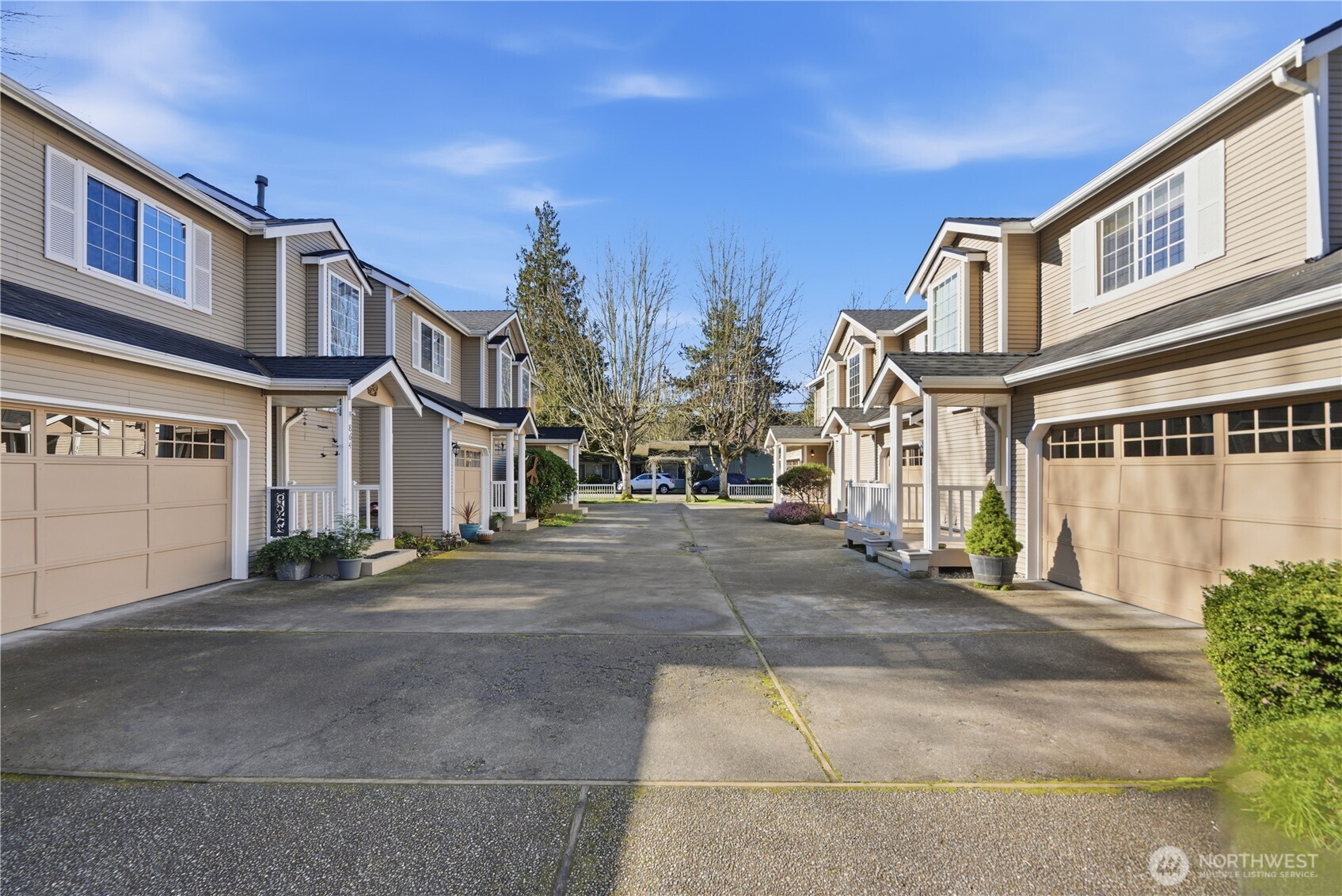 860 2nd Avenue NW 860