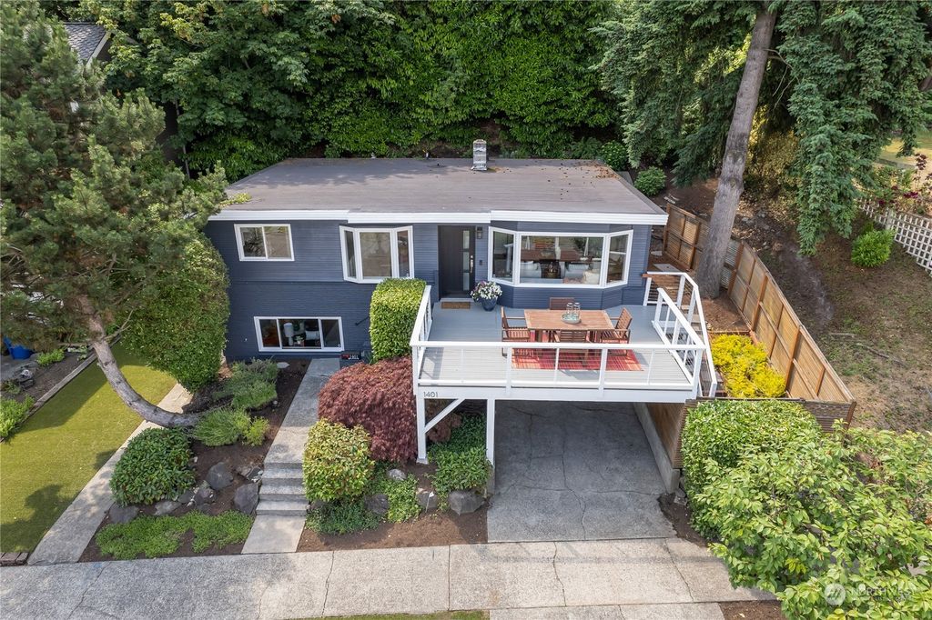 Photo of 1401 33rd Avenue S, Seattle, WA 98144 (MLS # 2129938)