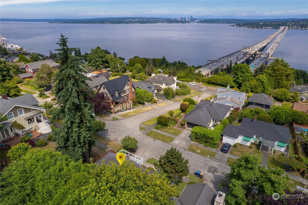 Photo of 1401 33rd Avenue S, Seattle, WA 98144 (MLS # 2129938)