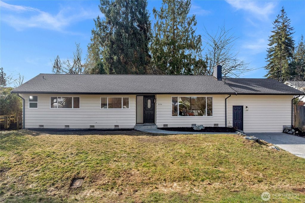 Photo of 9530 24th Avenue SE, Everett, WA 98208 (MLS # 2352058)