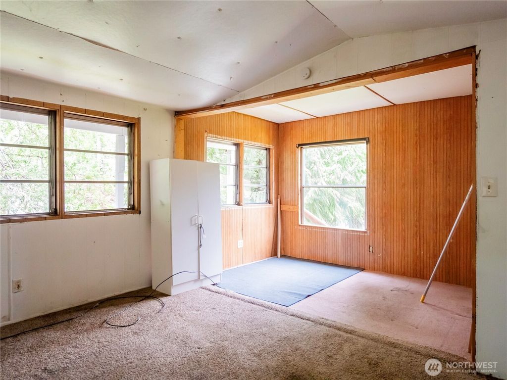 listing image 9362477476367076232