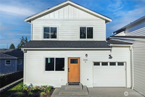Photo of 5610 Rockefeller Avenue #3, Everett, WA 98203 (MLS # 2546263)