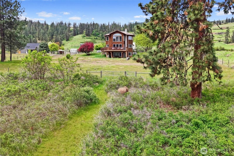 11 Echo Cove Road