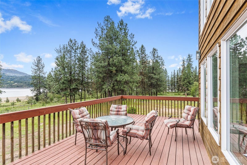 11 Echo Cove Road