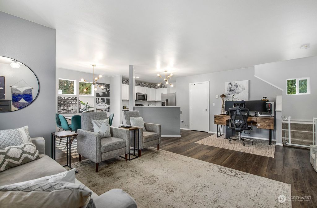 Photo of 6827 SE Gove Street, Snoqualmie, WA 98065 (MLS # 2045947)