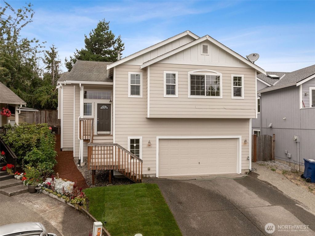 Photo of 5632 S 295th Place, Auburn, WA 98001 (MLS # 2427866)