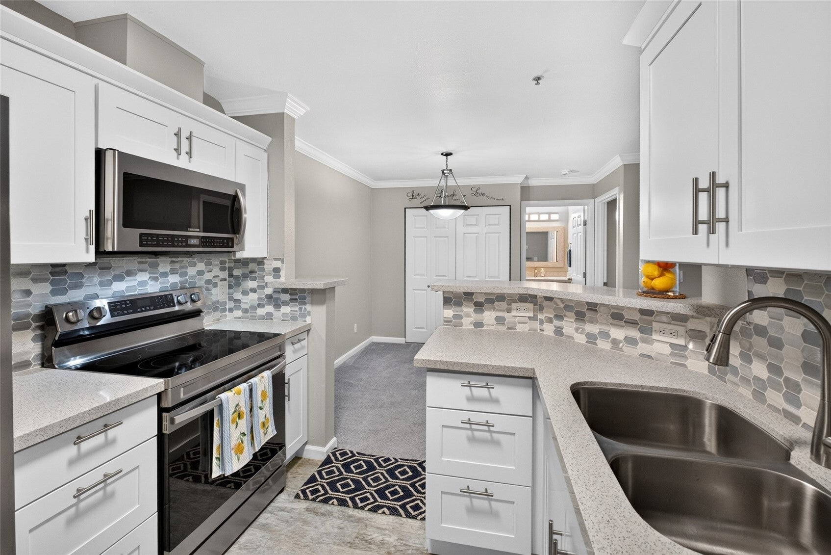 33020 10th Avenue SW W104