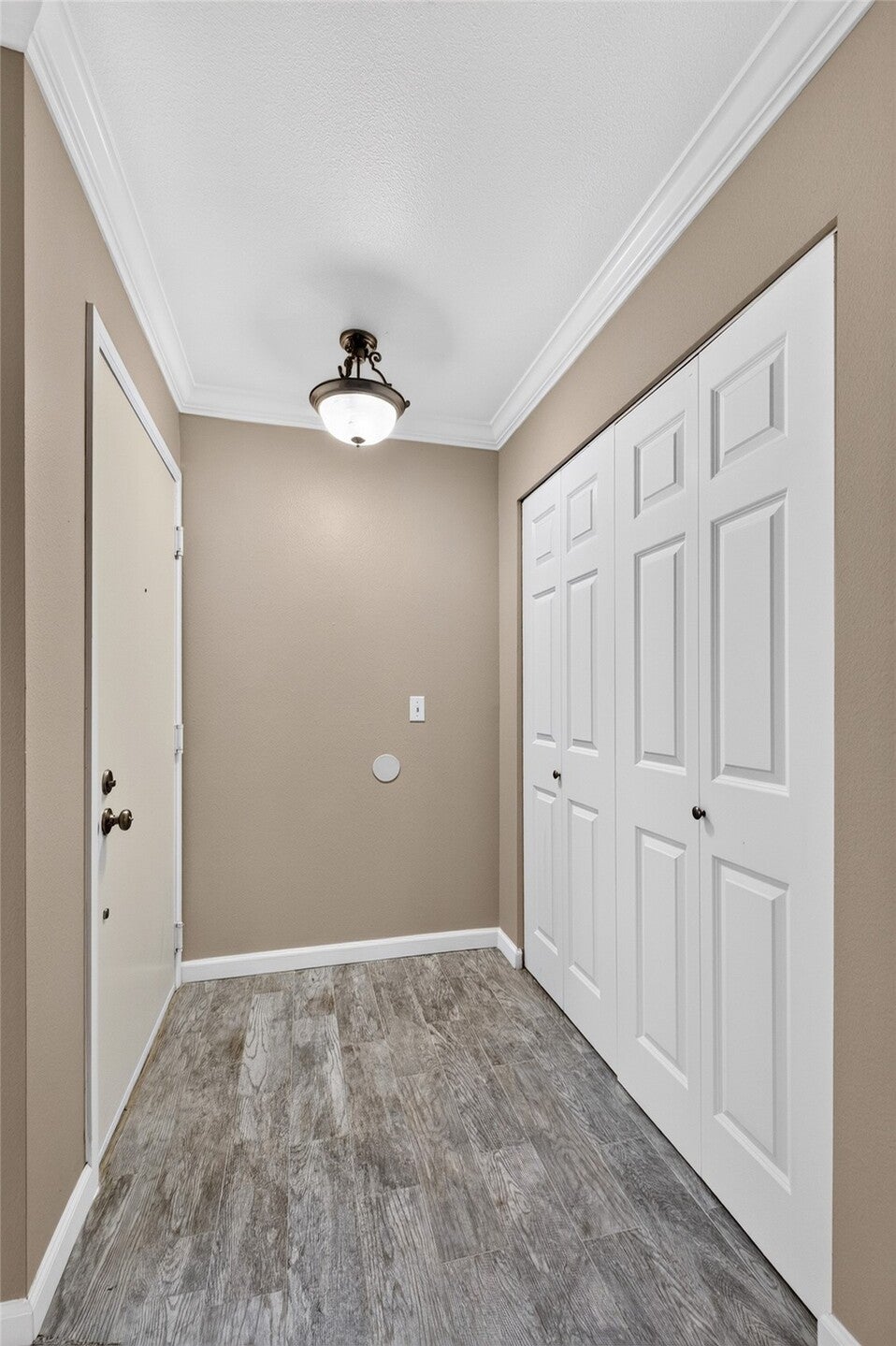 33020 10th Avenue SW W104