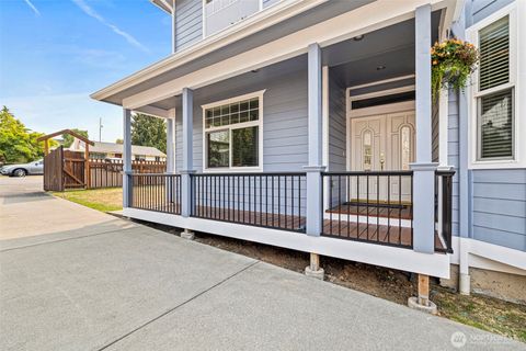 Photo of 10821 Crestwood Drive S, Seattle, WA 98178 (MLS # 2415640)
