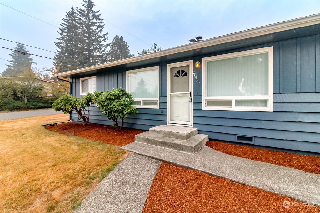 Photo of 20437 9th Avenue S, Des Moines, WA 98198 (MLS # 2009734)