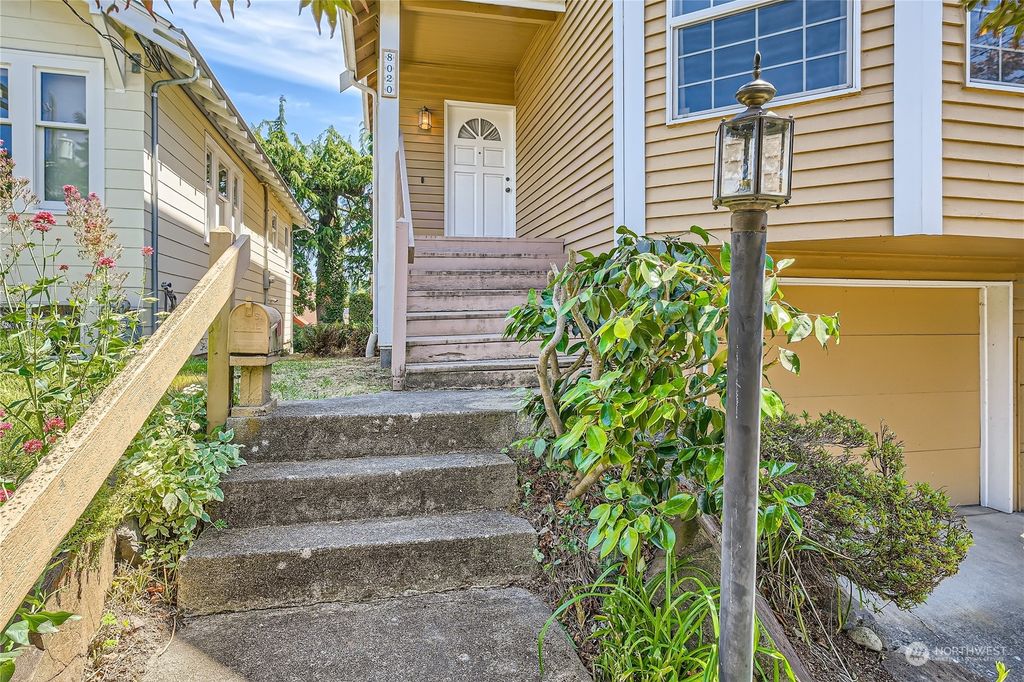 Photo of 8020 Meridian Avenue N, Seattle, WA 98103 (MLS # 2256038)