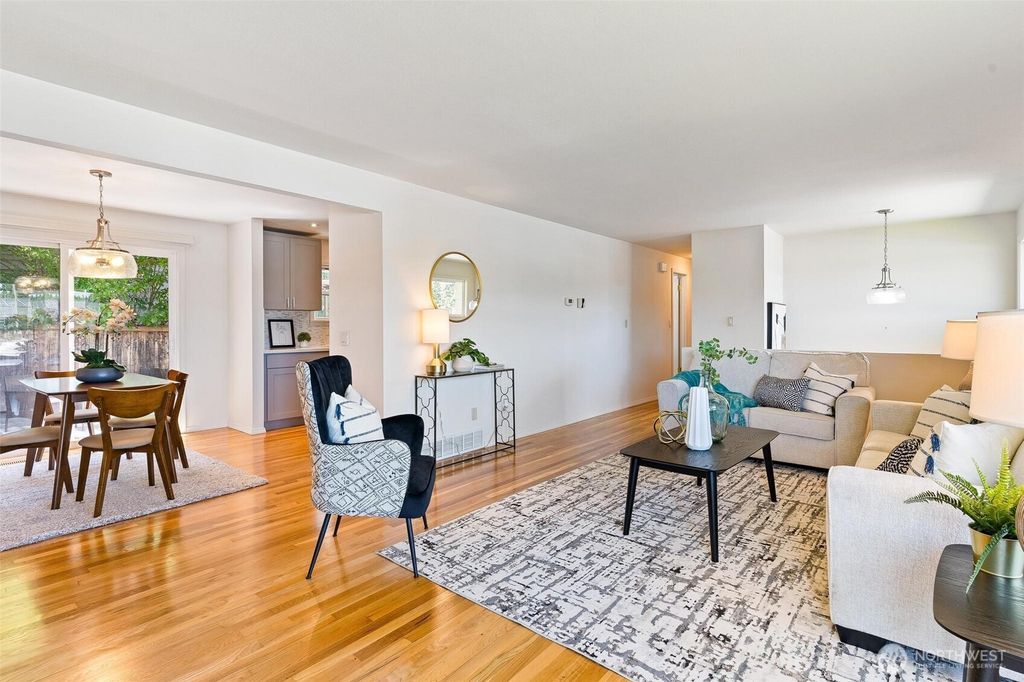 Photo of 1823 N 170th Street, Shoreline, WA 98133 (MLS # 2387350)