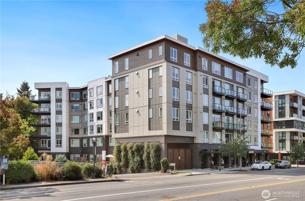 Photo of 11903 NE 128th Street #204, Kirkland, WA 98034 (MLS # 2429757)