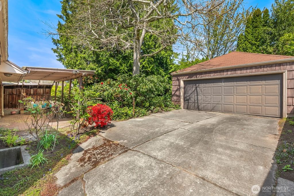 Photo of 3536 43rd Avenue W, Seattle, WA 98199 (MLS # 2362094)