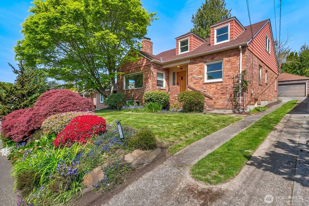 Photo of 3536 43rd Avenue W, Seattle, WA 98199 (MLS # 2362094)